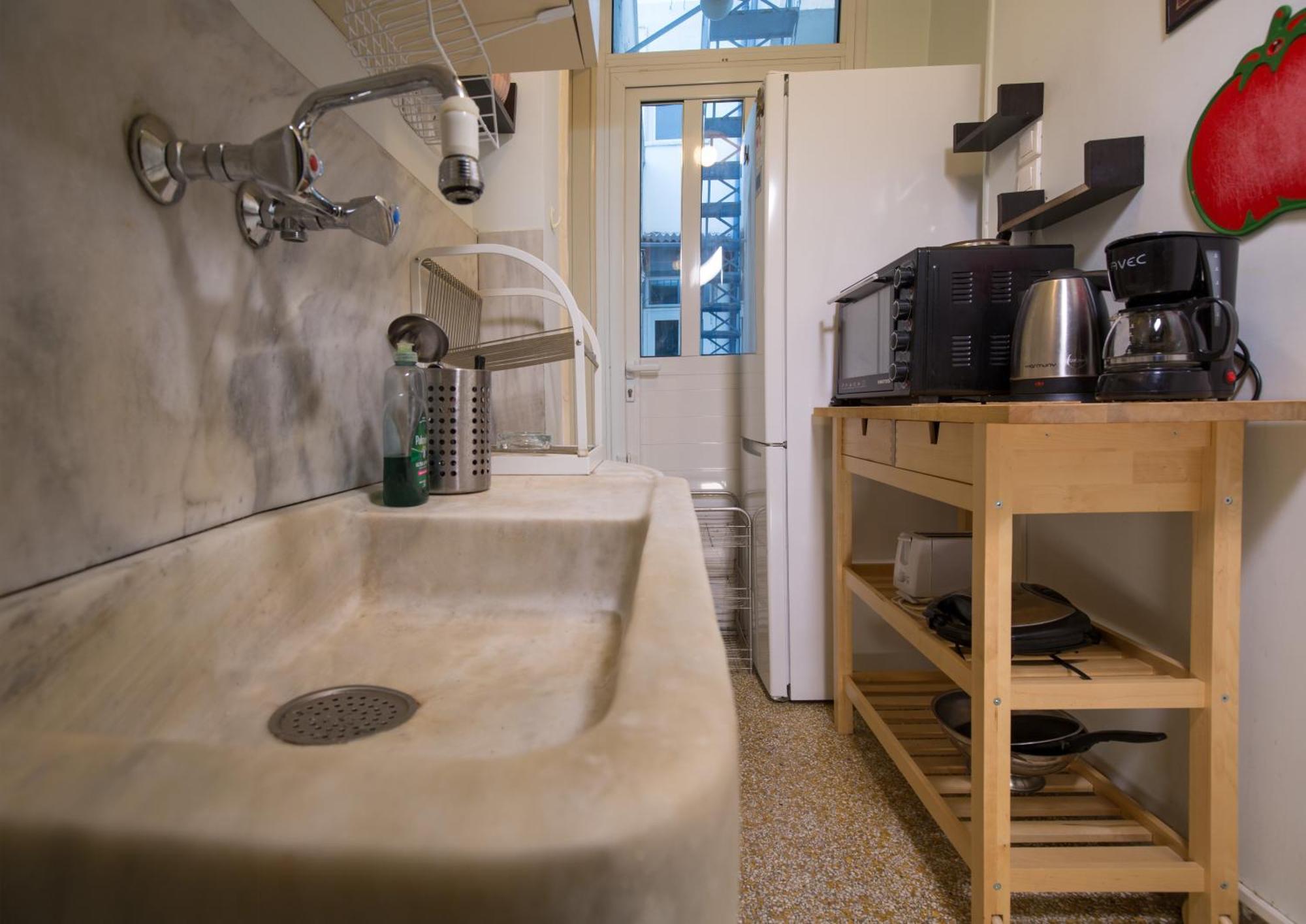 Downtown Quiet Apartment On A Pedestrian Street Athens Exterior photo